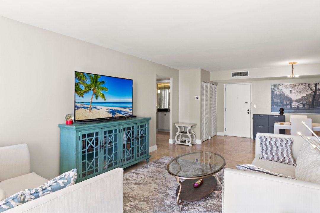 В аренду: $3,350 (2 спален, 2 ванн, 1240 Квадратных фут)