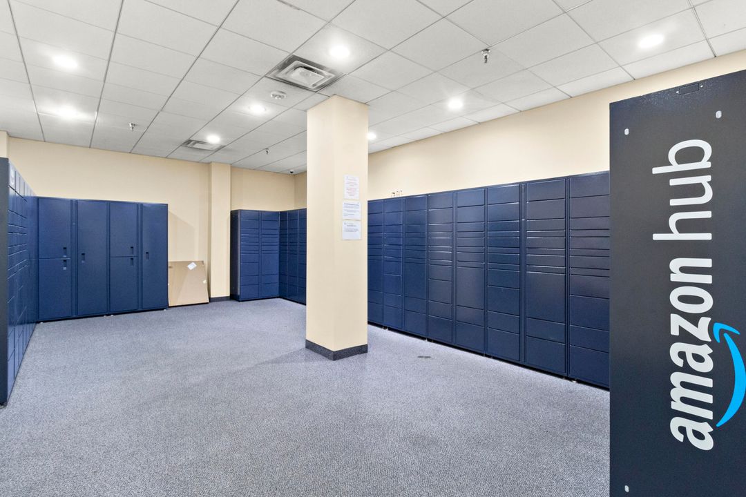 В аренду: $3,350 (2 спален, 2 ванн, 1240 Квадратных фут)