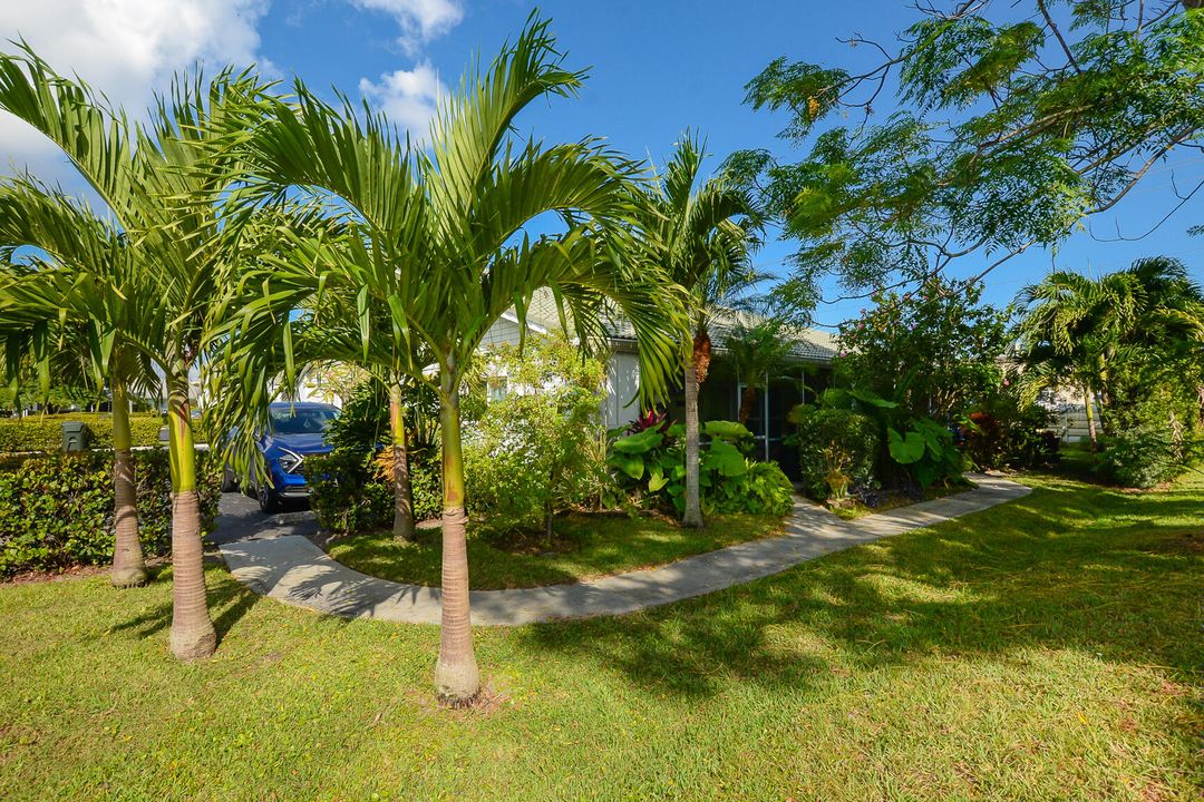 На продажу: $185,000 (2 спален, 1 ванн, 876 Квадратных фут)