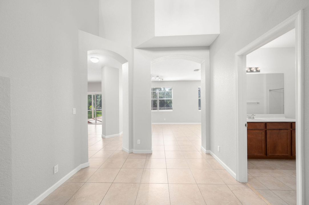 For Sale: $609,000 (4 beds, 3 baths, 2653 Square Feet)