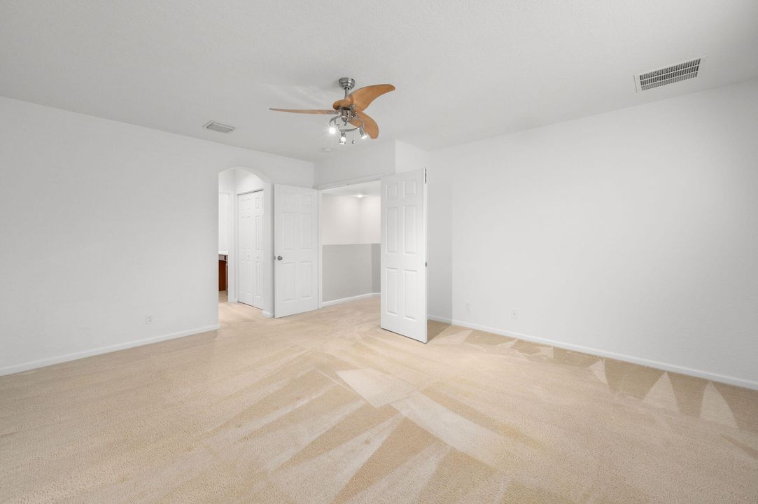 For Sale: $609,000 (4 beds, 3 baths, 2653 Square Feet)