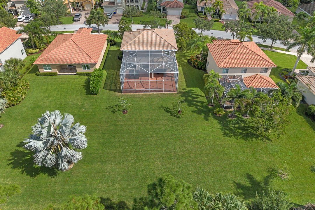 For Sale: $609,000 (4 beds, 3 baths, 2653 Square Feet)