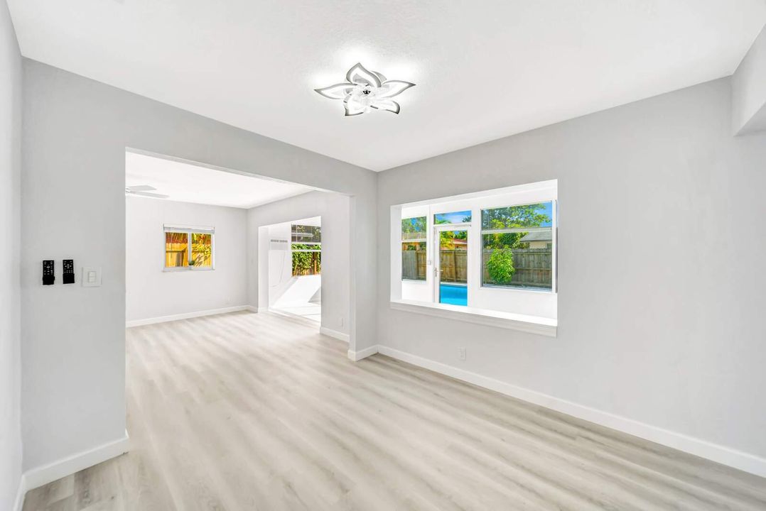 待售: $525,000 (3 贝兹, 2 浴室, 1610 平方英尺)