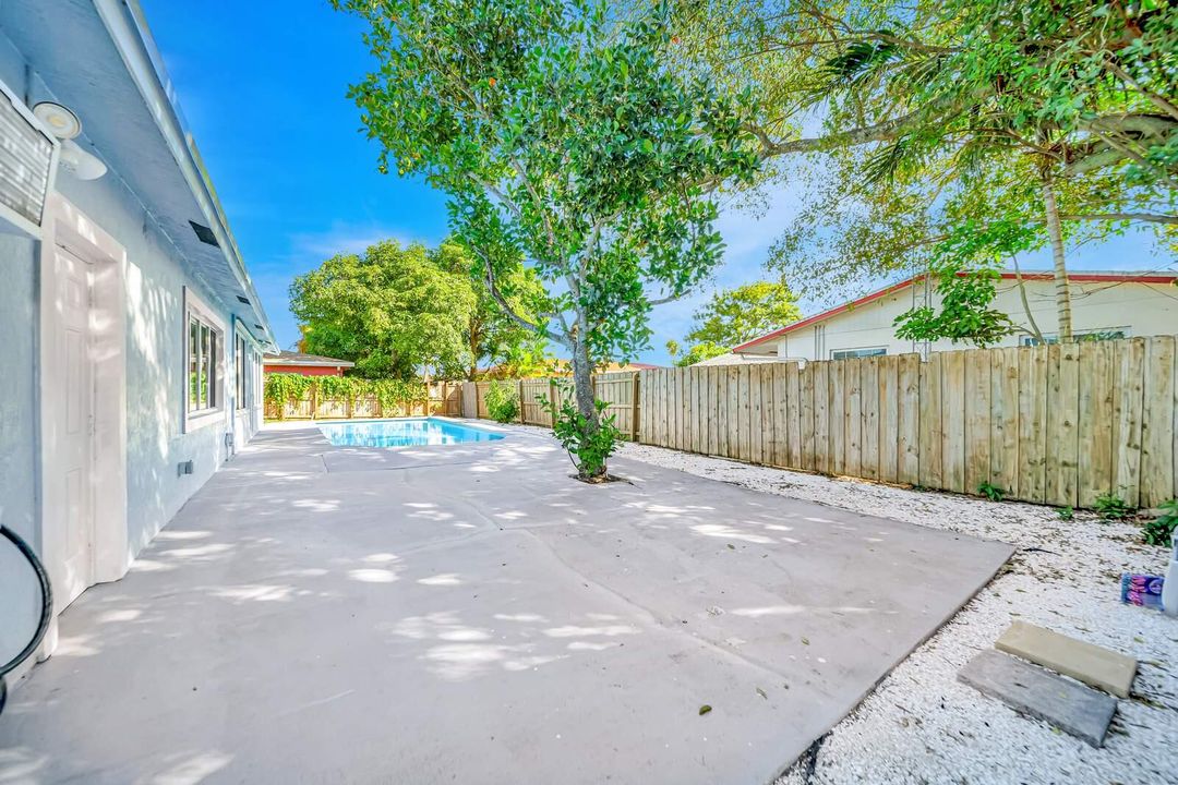 待售: $525,000 (3 贝兹, 2 浴室, 1610 平方英尺)