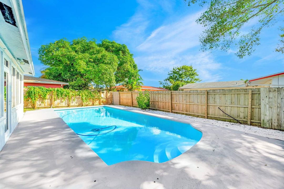 待售: $525,000 (3 贝兹, 2 浴室, 1610 平方英尺)