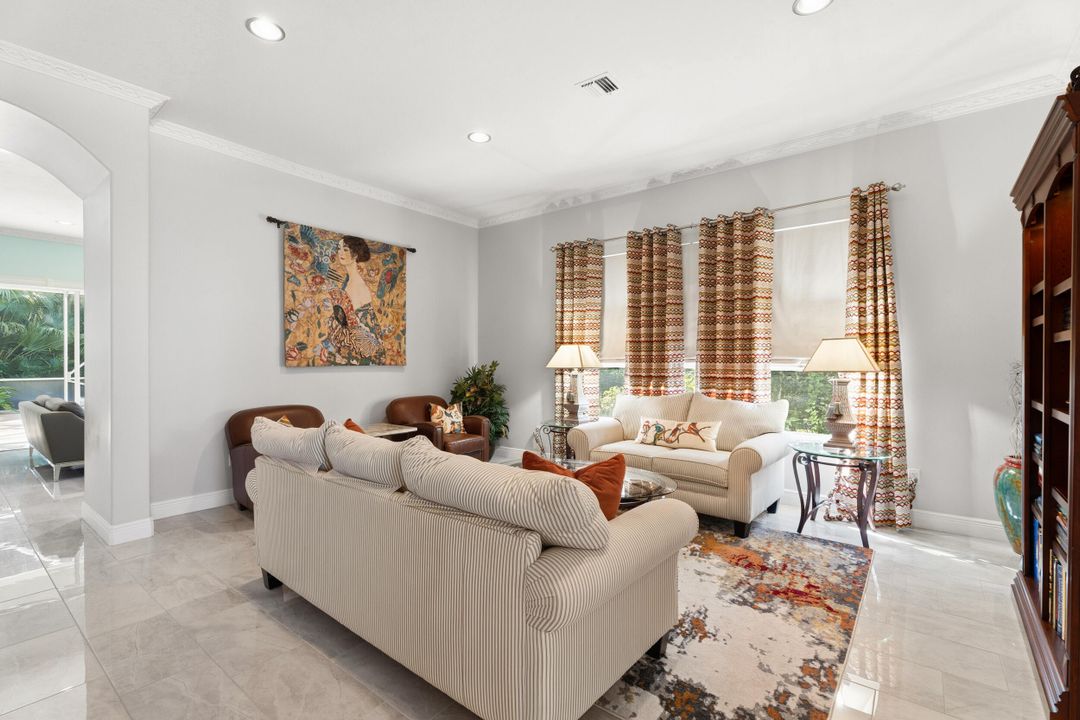 For Sale: $972,000 (4 beds, 3 baths, 2716 Square Feet)