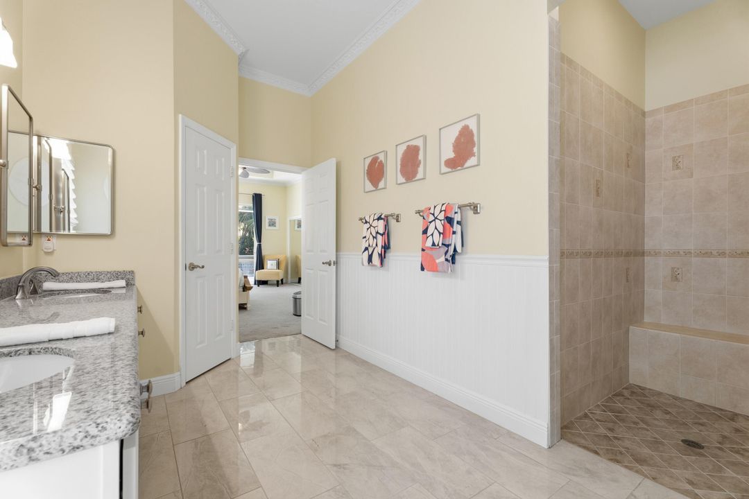 For Sale: $972,000 (4 beds, 3 baths, 2716 Square Feet)