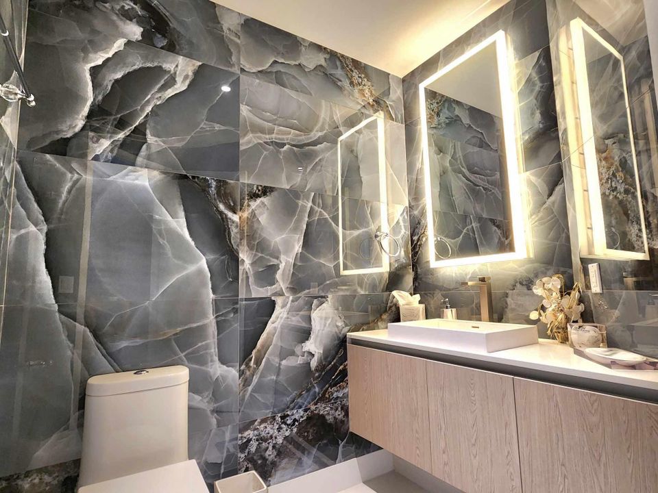 出租: $24,000 (2 贝兹, 2 浴室, 1917 平方英尺)