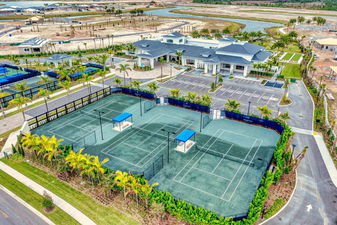 En Renta: $5,500 (3 camas, 2 baños, 2405 Pies cuadrados)