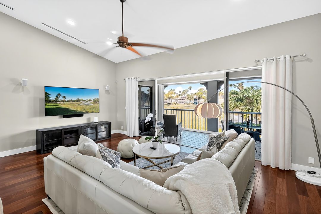 For Sale: $715,000 (2 beds, 2 baths, 1426 Square Feet)