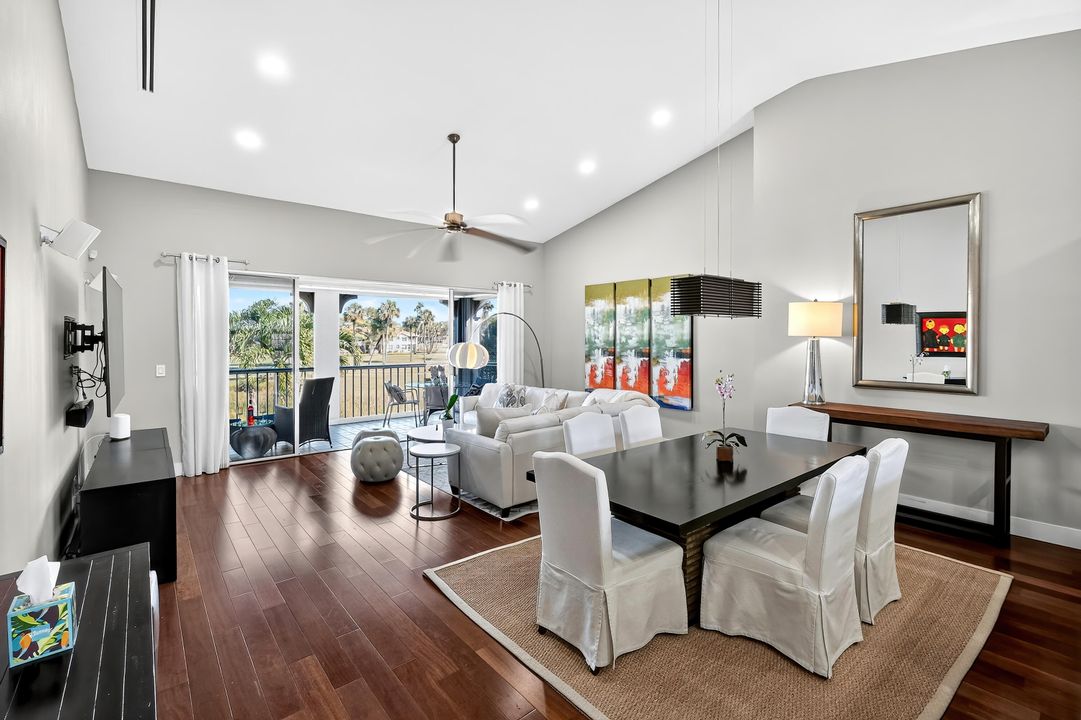 For Sale: $715,000 (2 beds, 2 baths, 1426 Square Feet)