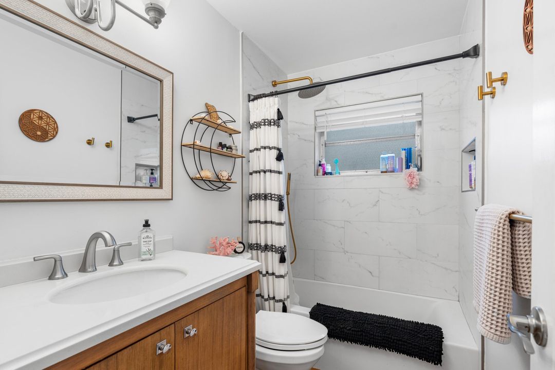 For Sale: $559,000 (3 beds, 2 baths, 1297 Square Feet)