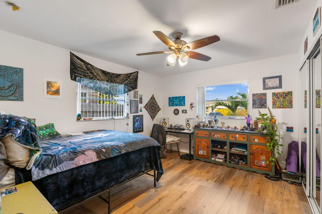 For Sale: $559,000 (3 beds, 2 baths, 1297 Square Feet)