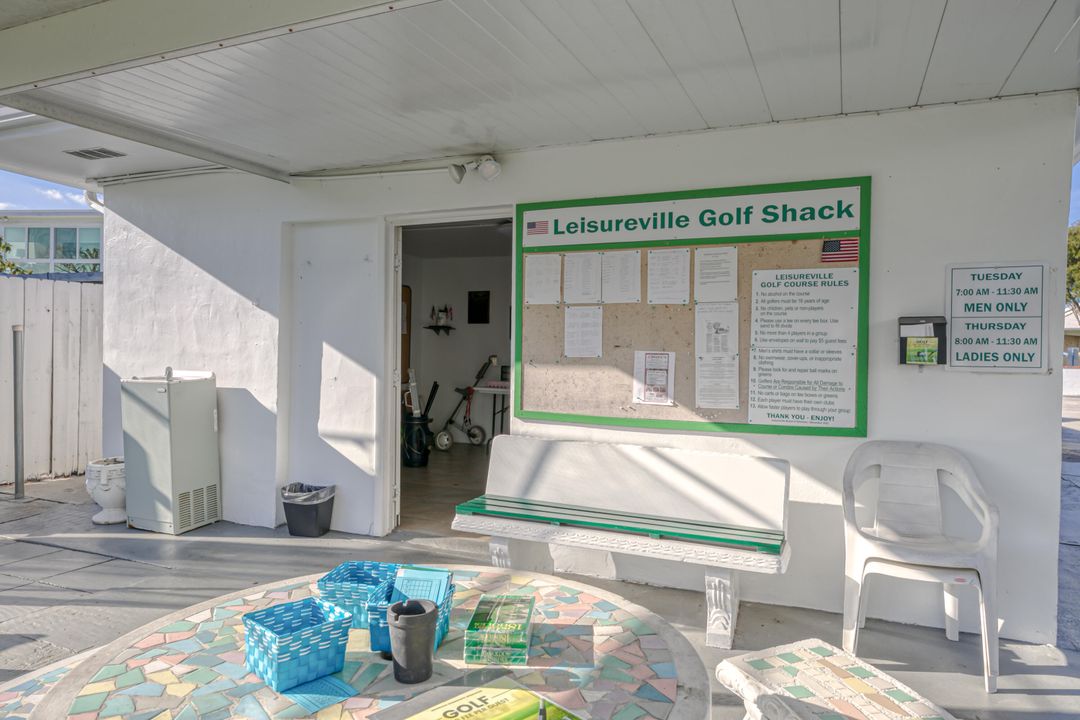 For Sale: $119,000 (2 beds, 2 baths, 850 Square Feet)