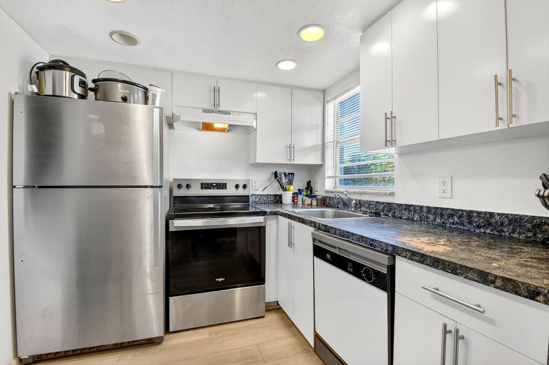 En Renta: $1,600 (1 camas, 1 baños, 648 Pies cuadrados)