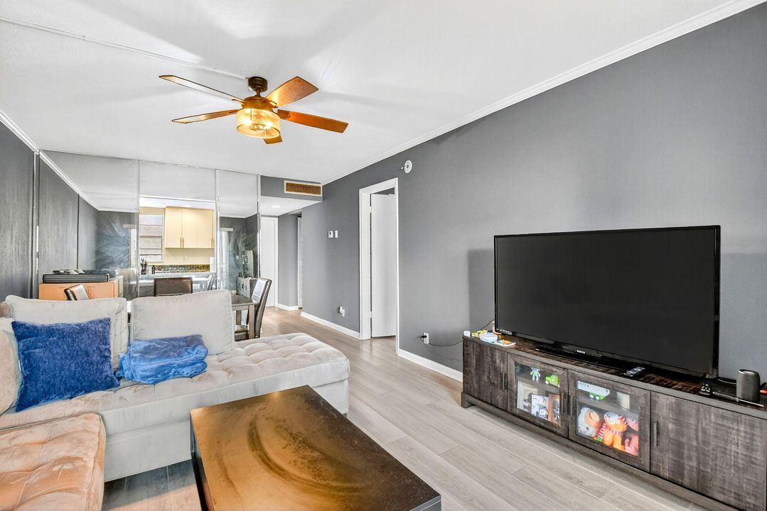 En Renta: $1,600 (1 camas, 1 baños, 648 Pies cuadrados)