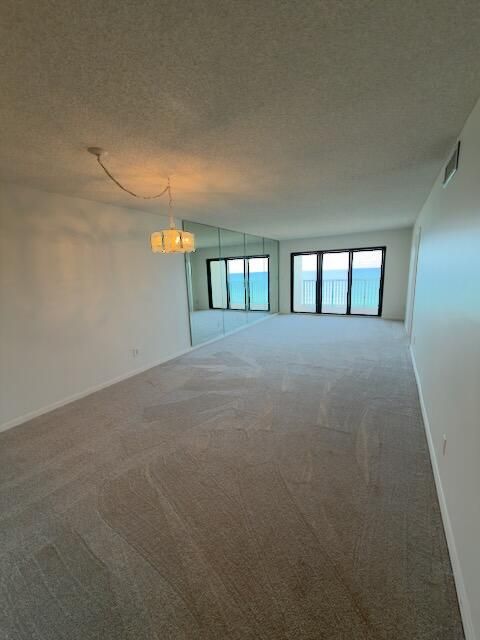 待售: $429,900 (2 贝兹, 2 浴室, 1197 平方英尺)