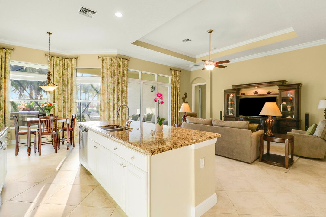 For Sale: $534,900 (3 beds, 2 baths, 2022 Square Feet)