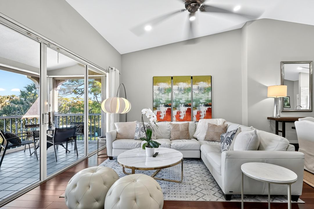 For Sale: $715,000 (2 beds, 2 baths, 1426 Square Feet)