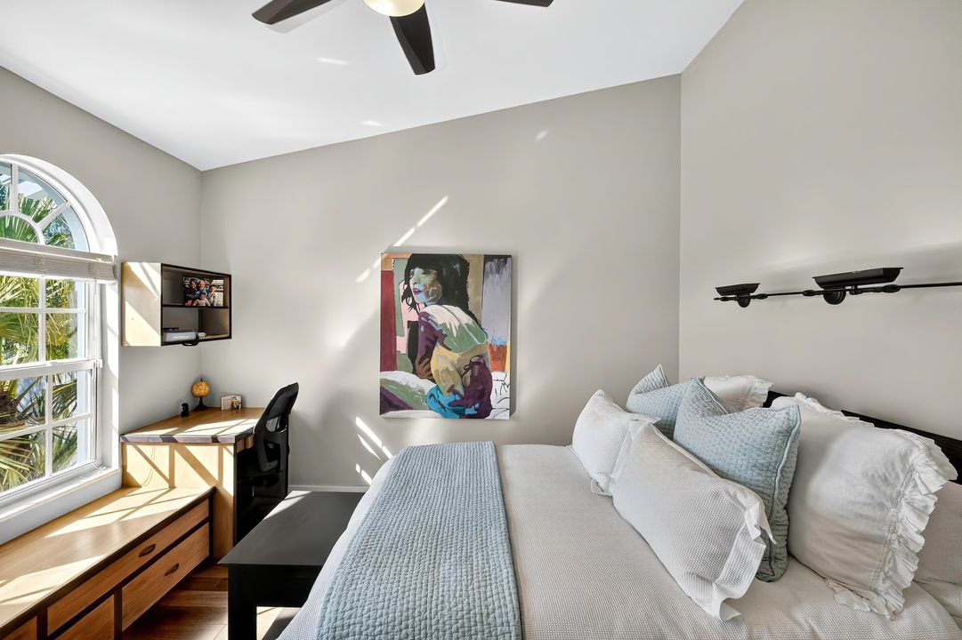 For Sale: $715,000 (2 beds, 2 baths, 1426 Square Feet)