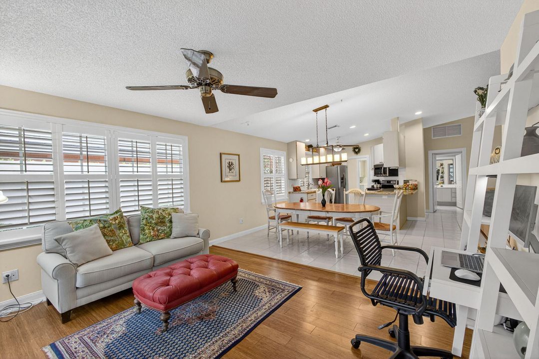 待售: $465,000 (2 贝兹, 2 浴室, 1525 平方英尺)