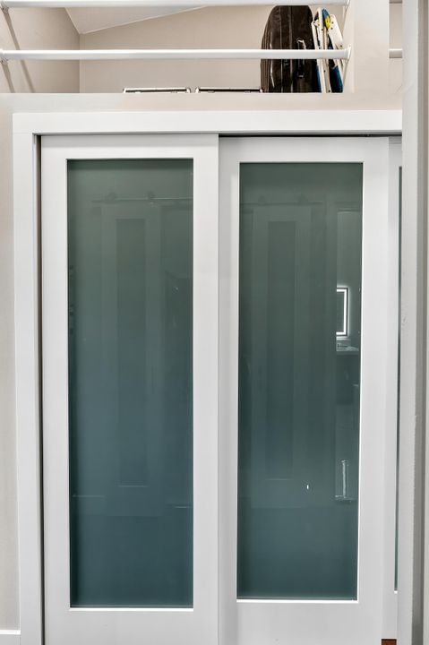 For Sale: $715,000 (2 beds, 2 baths, 1426 Square Feet)