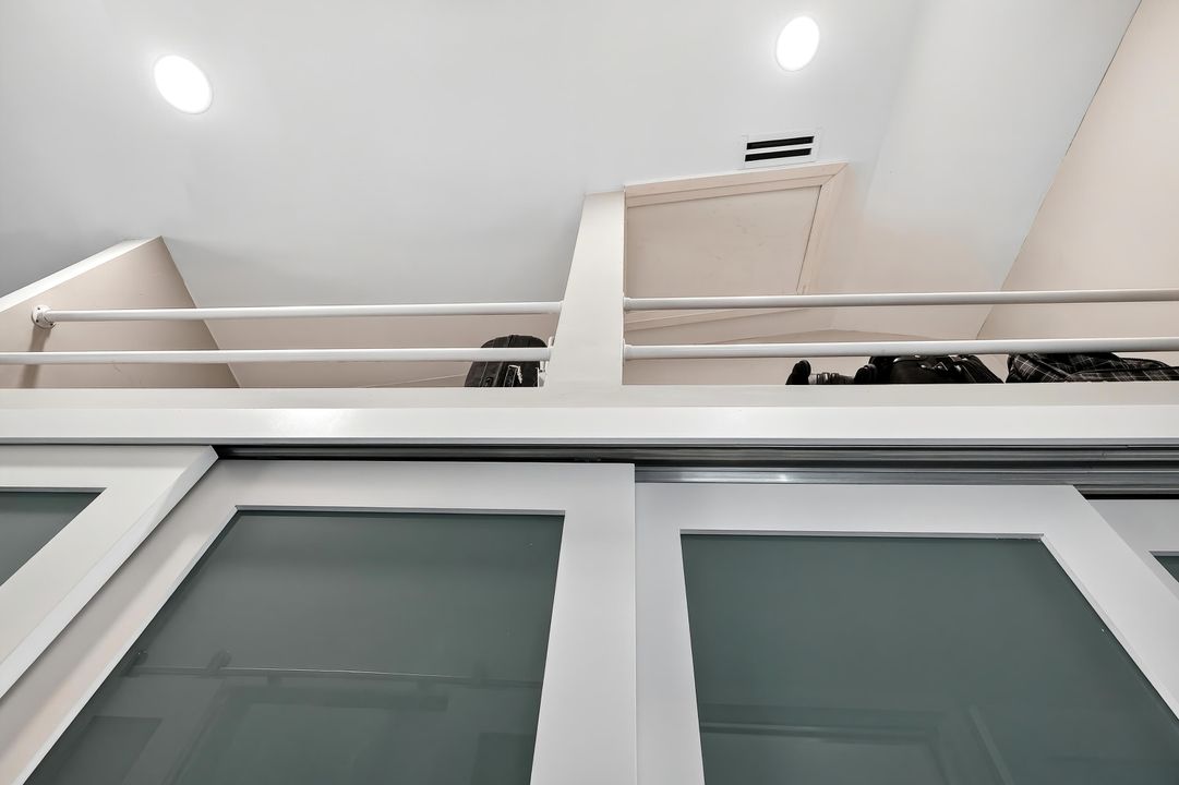 For Sale: $715,000 (2 beds, 2 baths, 1426 Square Feet)