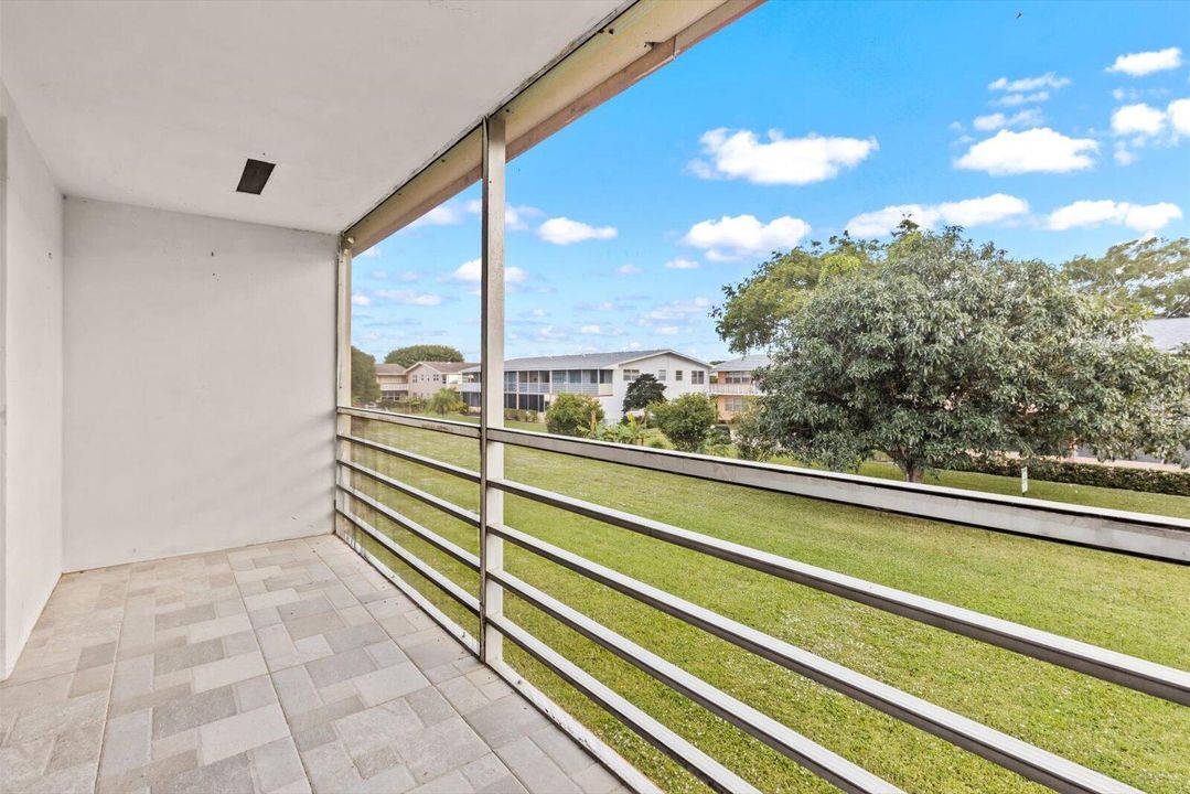 На продажу: $135,000 (1 спален, 1 ванн, 532 Квадратных фут)