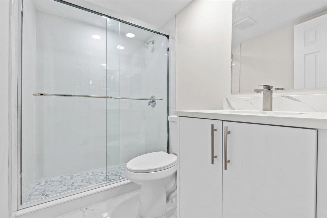 На продажу: $135,000 (1 спален, 1 ванн, 532 Квадратных фут)