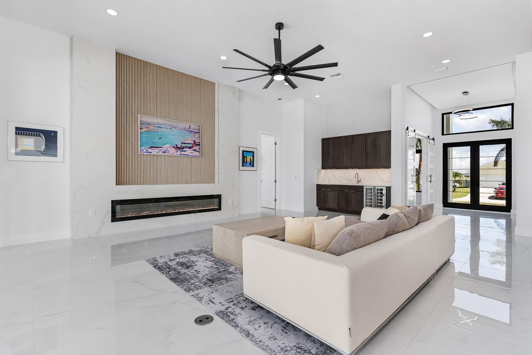 For Sale: $1,450,000 (4 beds, 3 baths, 2653 Square Feet)