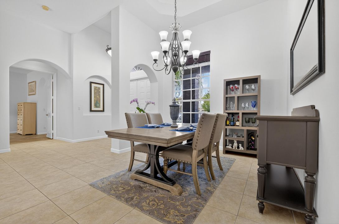 For Sale: $989,000 (4 beds, 3 baths, 2774 Square Feet)