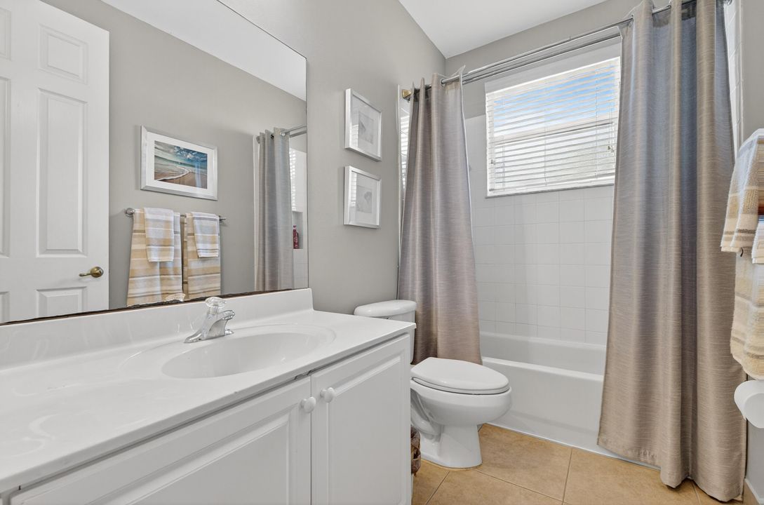 For Sale: $989,000 (4 beds, 3 baths, 2774 Square Feet)