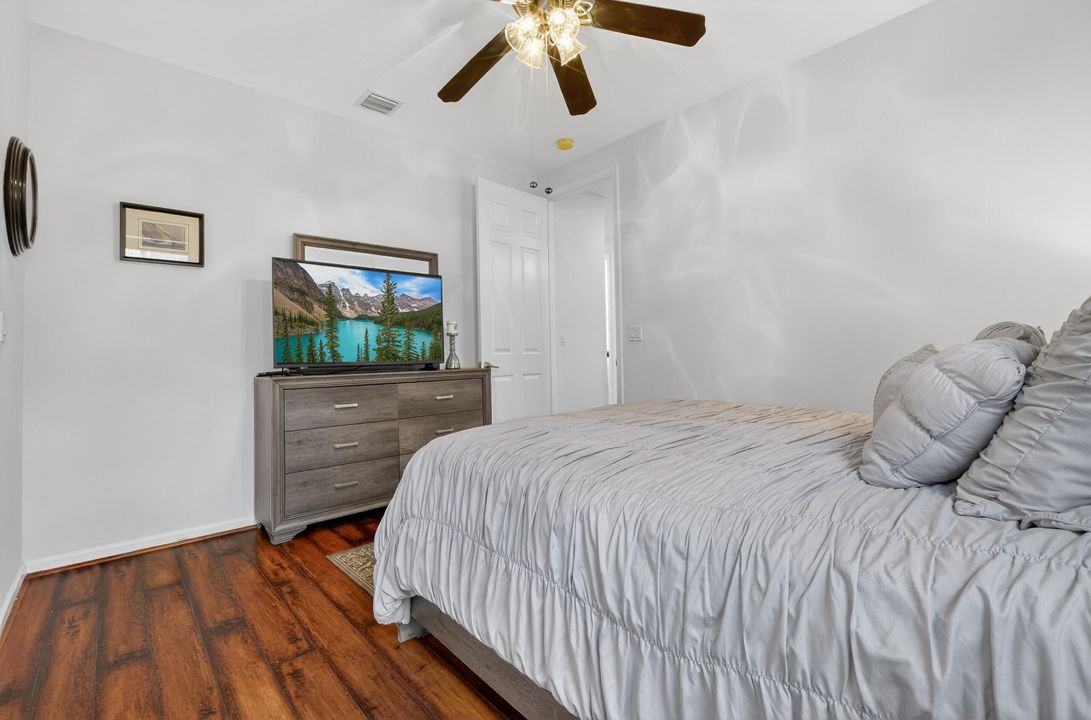 For Sale: $989,000 (4 beds, 3 baths, 2774 Square Feet)