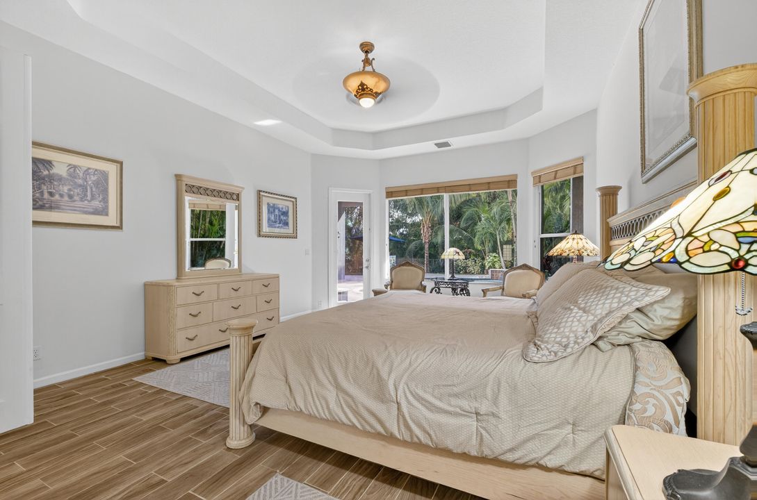 For Sale: $989,000 (4 beds, 3 baths, 2774 Square Feet)