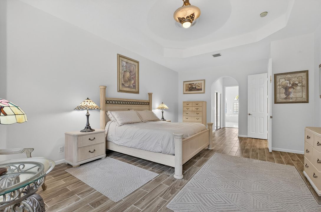 For Sale: $989,000 (4 beds, 3 baths, 2774 Square Feet)