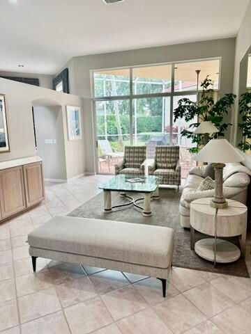 For Sale: $849,000 (3 beds, 2 baths, 1882 Square Feet)