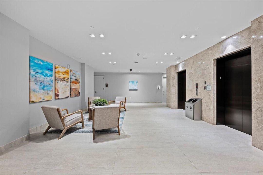 For Sale: $1,975,000 (2 beds, 2 baths, 1449 Square Feet)