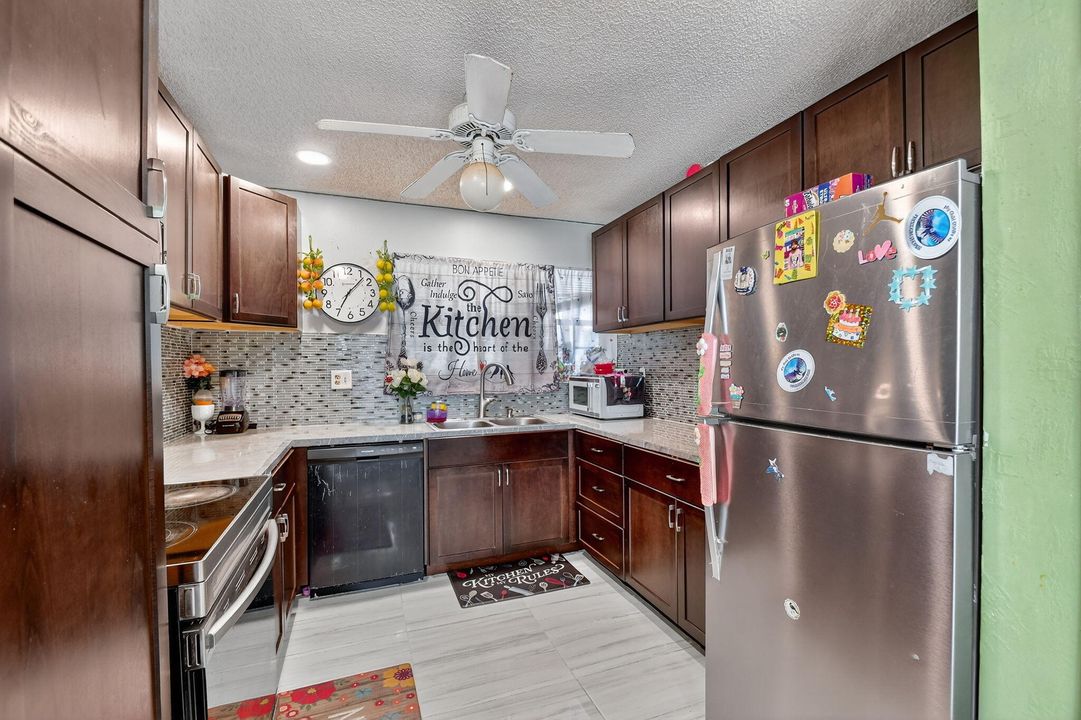 For Sale: $420,000 (3 beds, 2 baths, 1510 Square Feet)