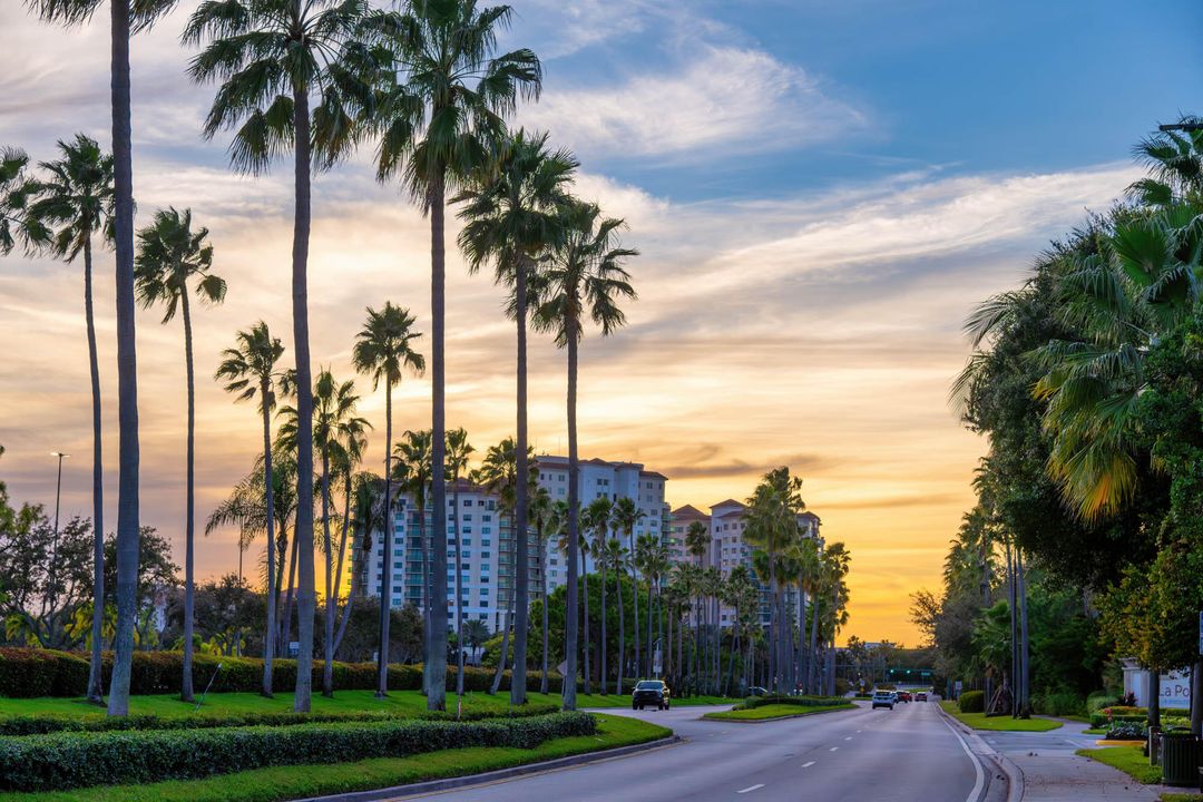 For Sale: $715,000 (2 beds, 2 baths, 1426 Square Feet)