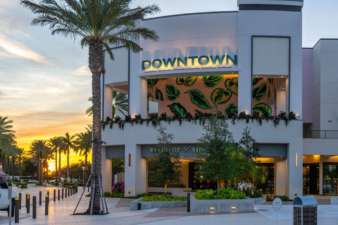 For Sale: $715,000 (2 beds, 2 baths, 1426 Square Feet)