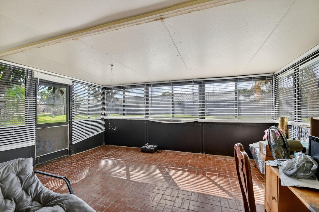 For Sale: $420,000 (3 beds, 2 baths, 1510 Square Feet)