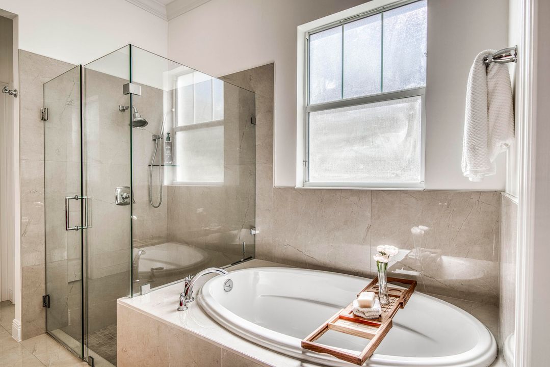 Под контрактом: $1,499,000 (4 спален, 3 ванн, 2697 Квадратных фут)