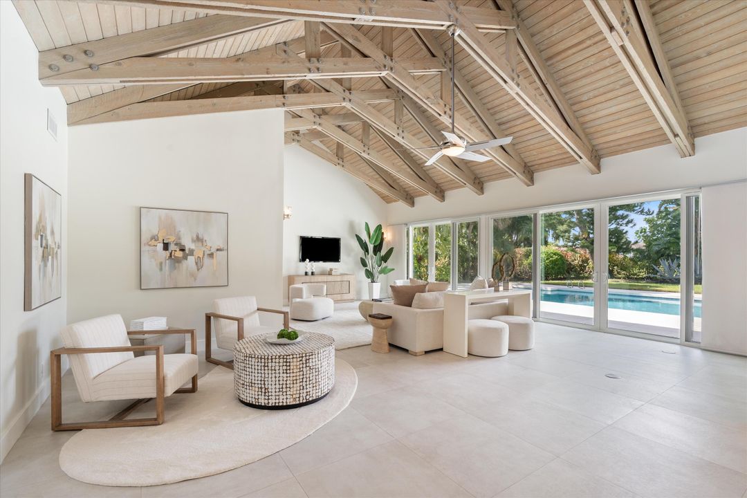 На продажу: $2,472,000 (3 спален, 3 ванн, 3351 Квадратных фут)