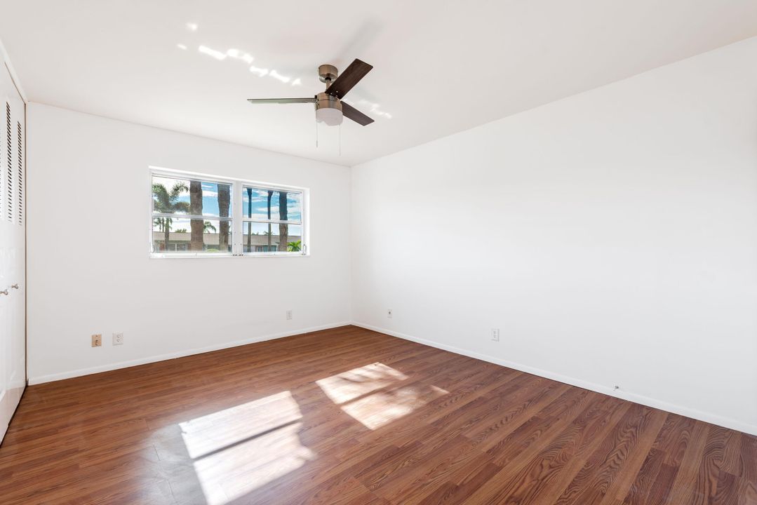 For Sale: $118,750 (1 beds, 1 baths, 662 Square Feet)