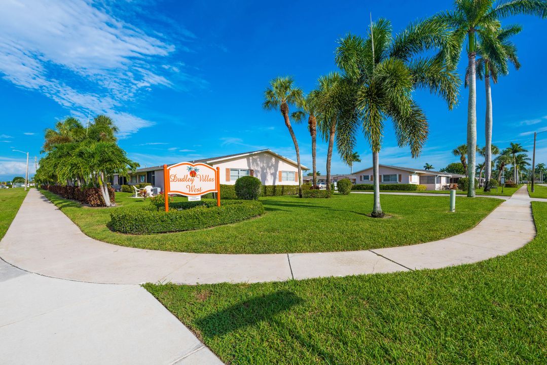 For Sale: $118,750 (1 beds, 1 baths, 662 Square Feet)