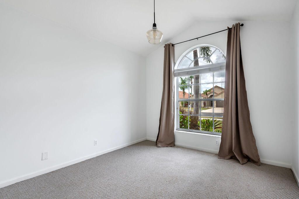 В аренду: $3,150 (3 спален, 2 ванн, 1408 Квадратных фут)