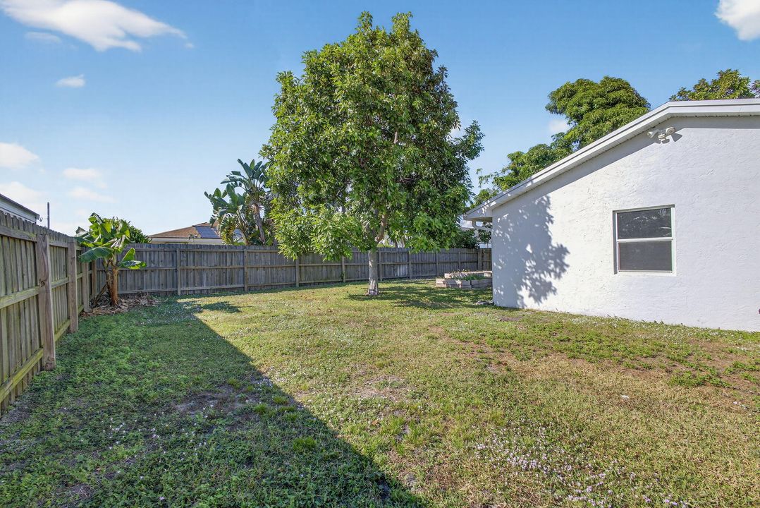 En Venta: $714,999 (3 camas, 2 baños, 1572 Pies cuadrados)