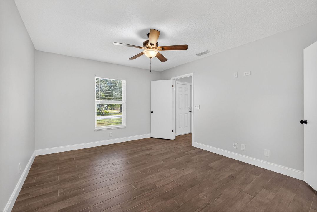 En Venta: $714,999 (3 camas, 2 baños, 1572 Pies cuadrados)