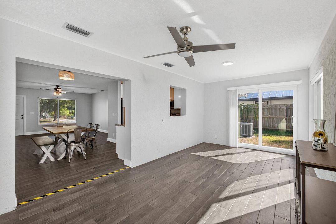 En Venta: $714,999 (3 camas, 2 baños, 1572 Pies cuadrados)