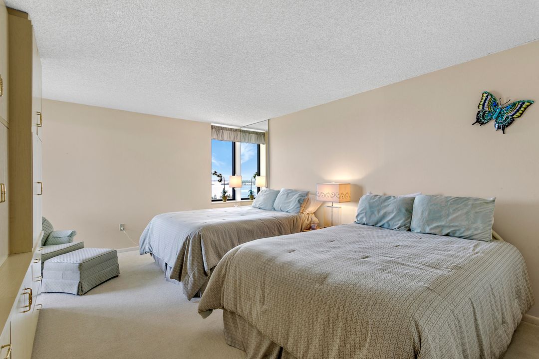 На продажу: $899,000 (2 спален, 2 ванн, 1804 Квадратных фут)